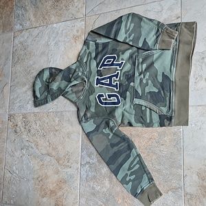 Gap Kids Camo hoodie Size M (8)  EUC